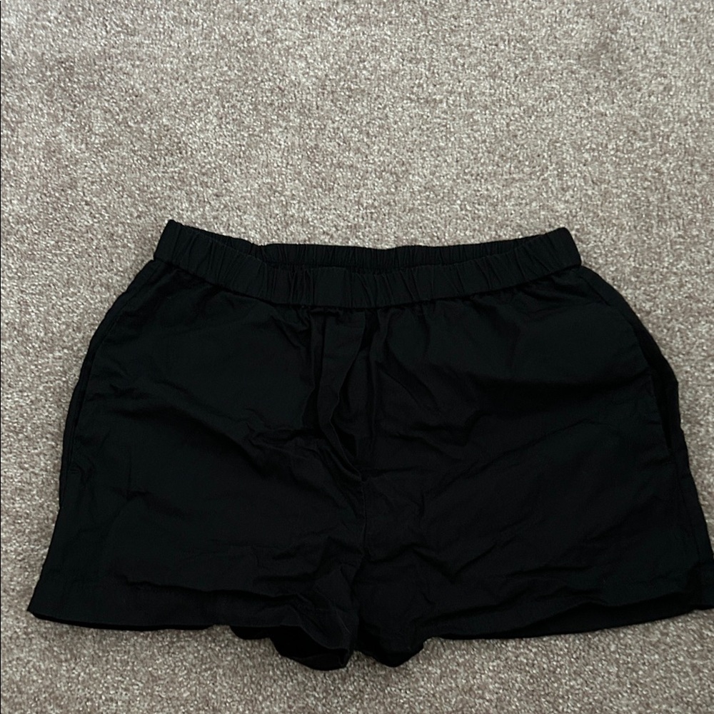 Aritzia, Wilfred Free Black Shorts